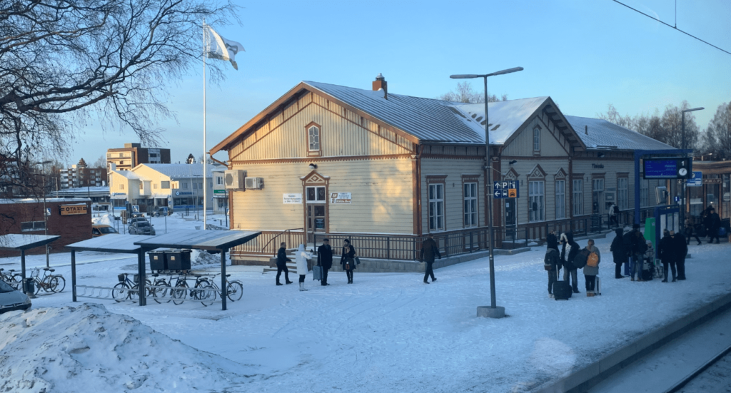 Estación de tren Ylivieskan Rautatieasema